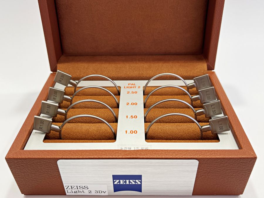 ZEISS 라이트 2 3DV 테스트렌즈